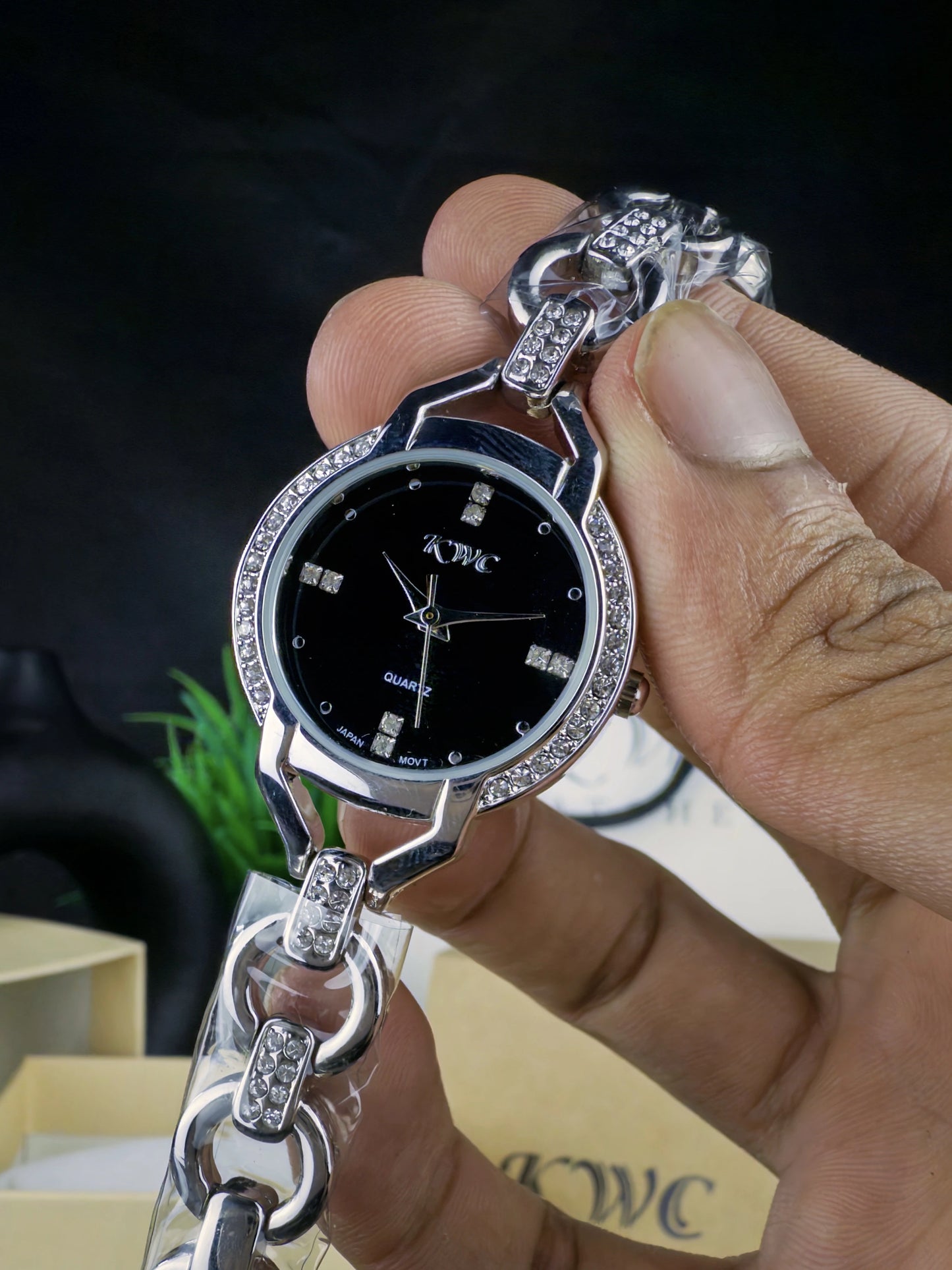 K-171-JYL | BLACK DIAL