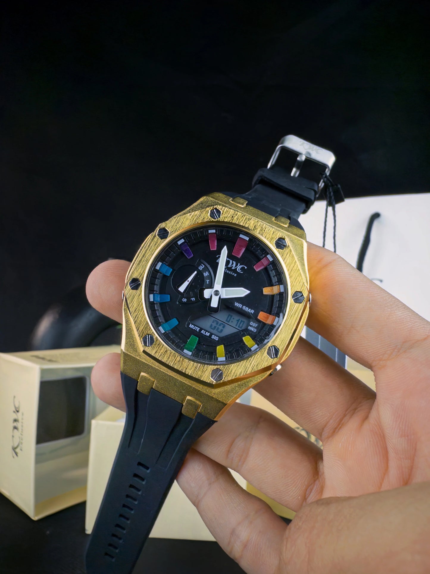 K-501 | GOLDEN CASE BLACK DIAL