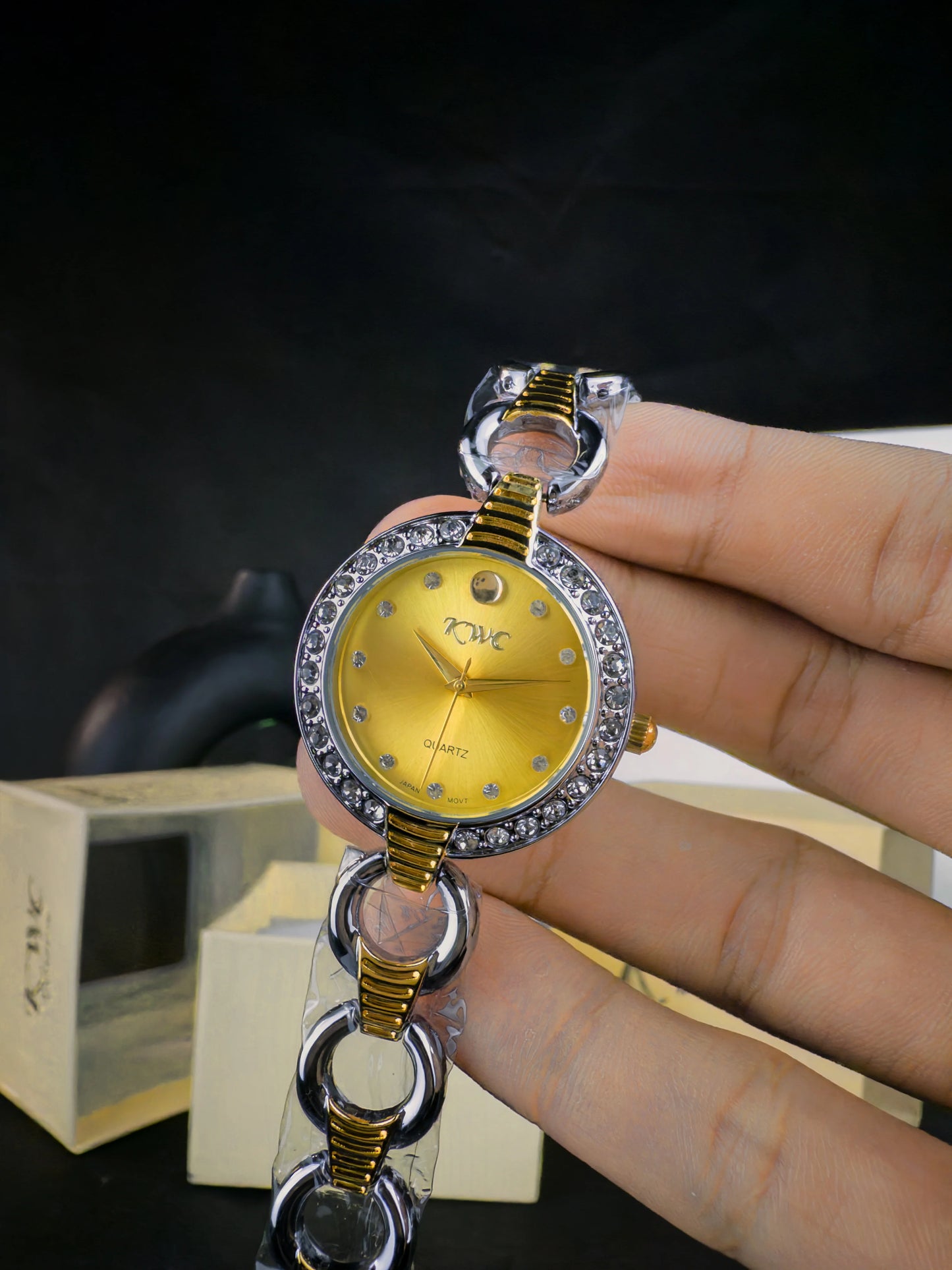 K-180L | GOLDEN DIAL SILVER CASE