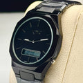 KWC K-302-AD analog digital watch, Black dial close-up